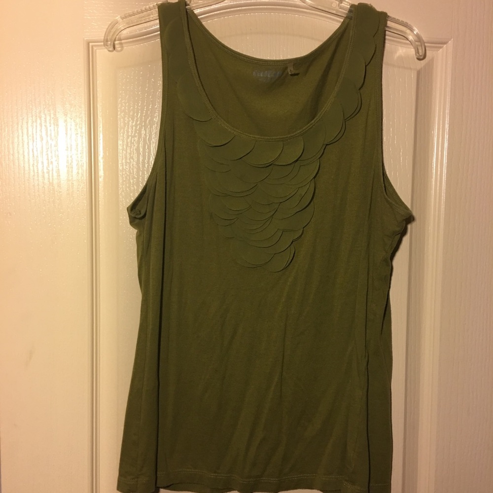 Beautiful green petal collared top